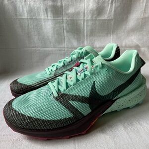 Nike Kiger 10 All Terrain Trail Running Hiking Shoes Men's Size 12.5 FV3929-301